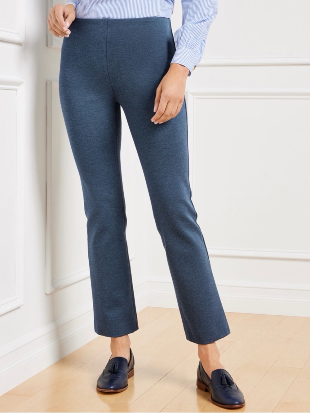 NWT Talbots Montauk Denim Heather Blue Pull On Flare Leg Pants